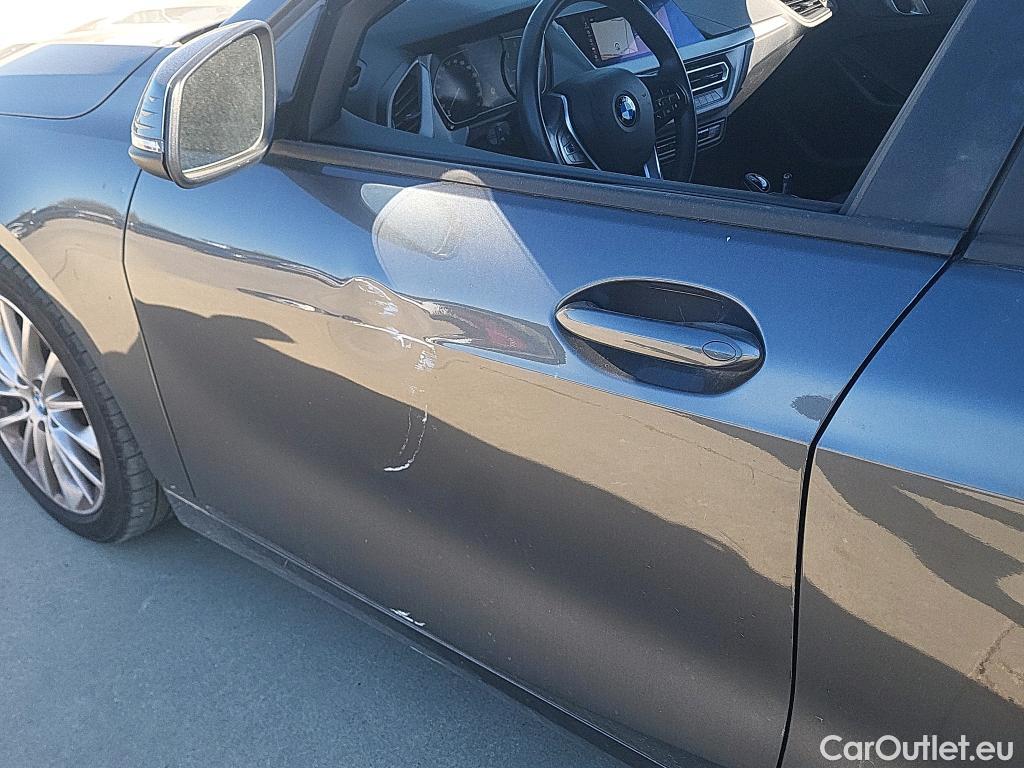  Bmw  Serie 1 BMW  / 2019 / 5P / berlina con portón 118i #3
