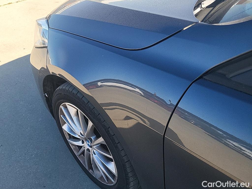  Bmw  Serie 1 BMW  / 2019 / 5P / berlina con portón 118i #29