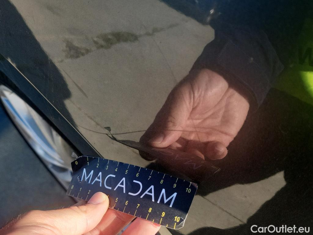  Bmw  Serie 1 BMW  / 2019 / 5P / berlina con portón 118i #8