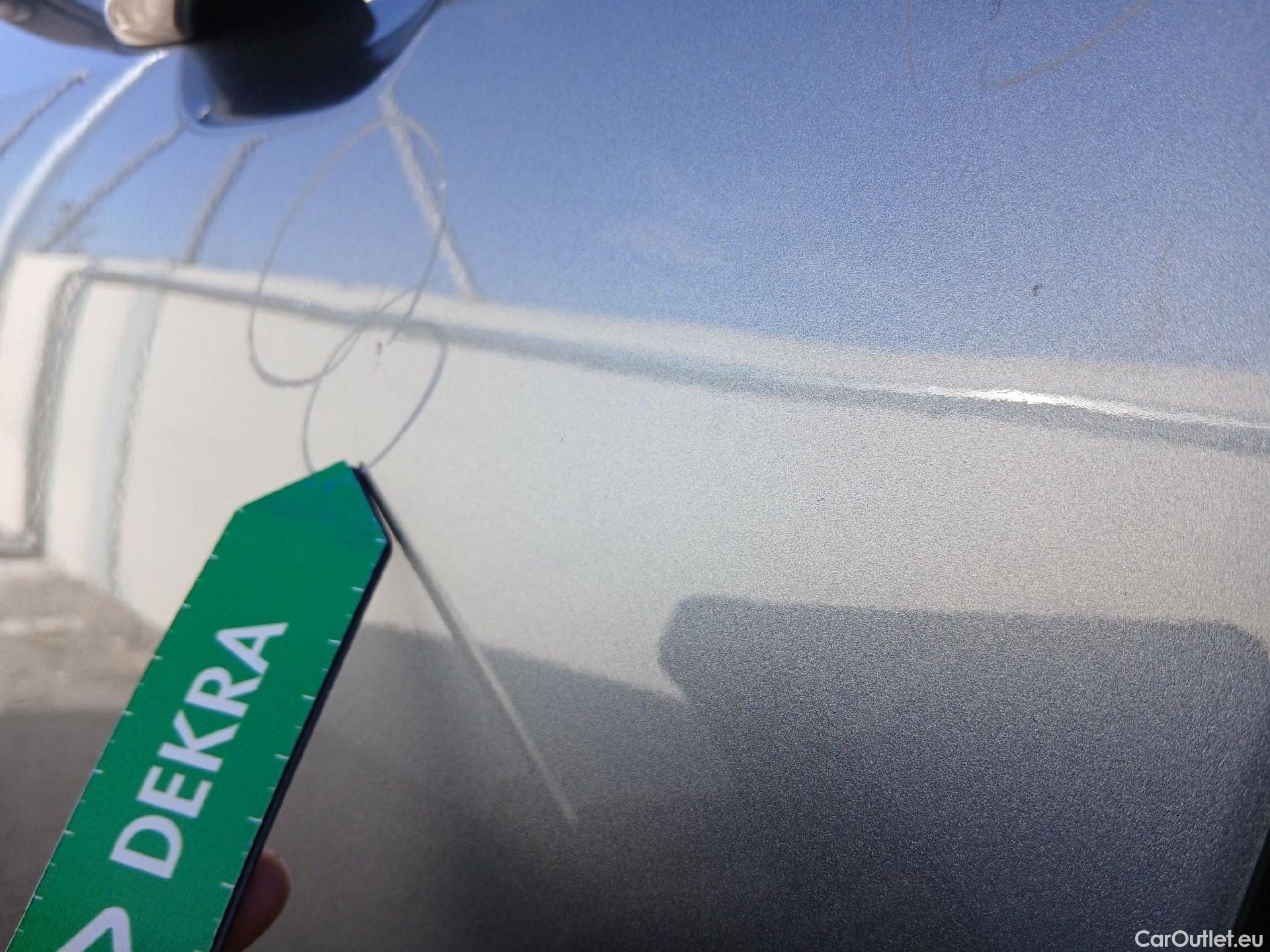  Volvo  XC90 VOLVO  / 2019 / 5P / todoterreno 2.0 B5 D5 AWD Business Plus Auto (CX) #17