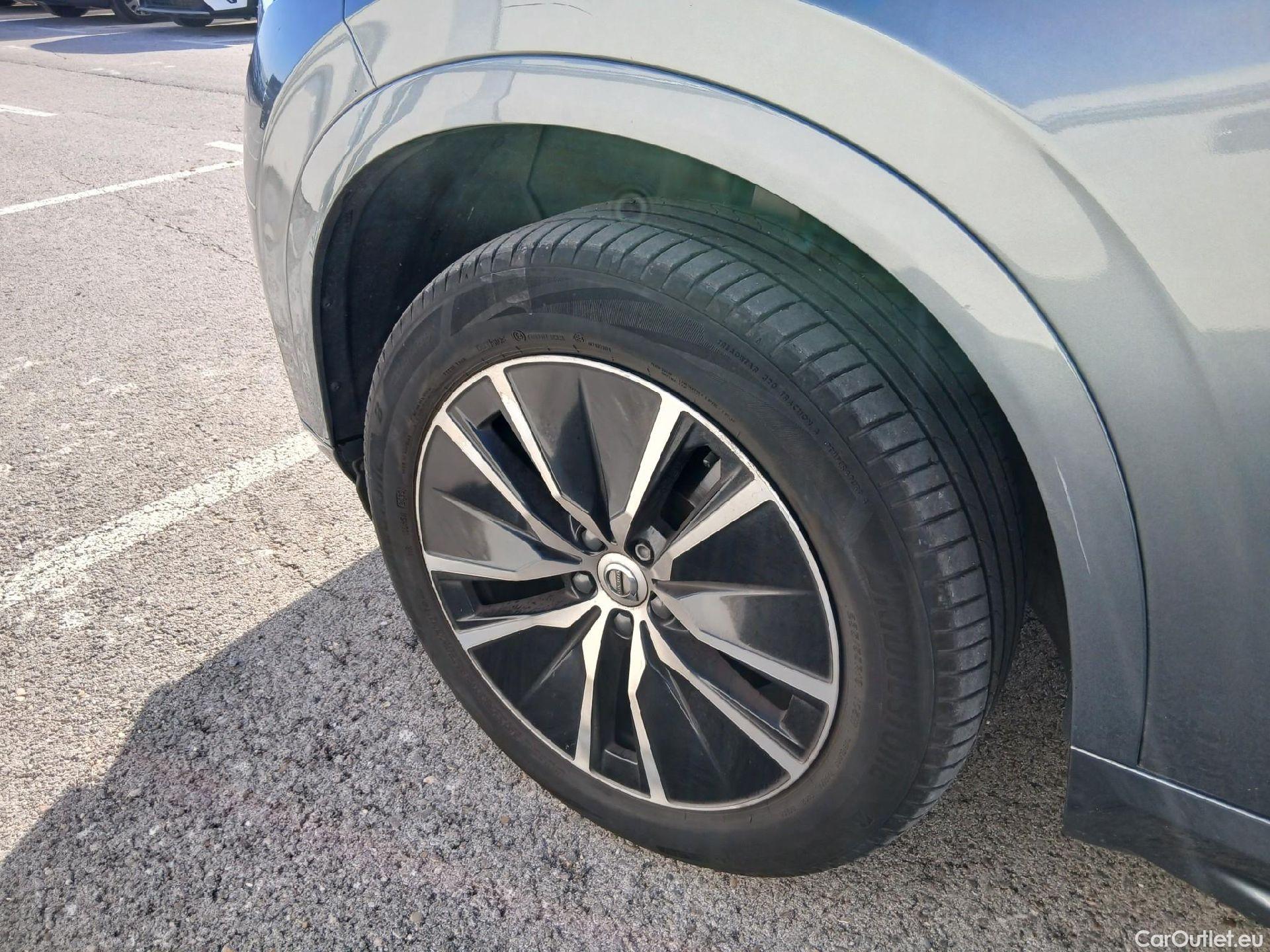  Volvo  XC90 VOLVO  / 2019 / 5P / todoterreno 2.0 B5 D5 AWD Business Plus Auto (CX) #10