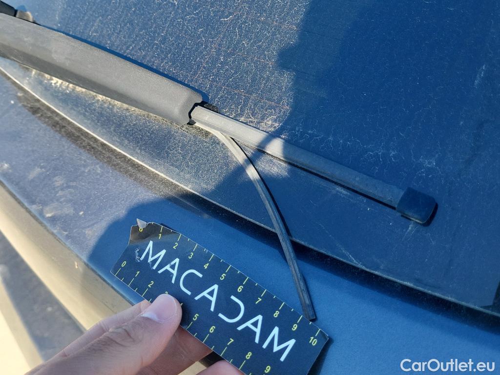  Bmw  Serie 1 BMW  / 2019 / 5P / berlina con portón 118i #26