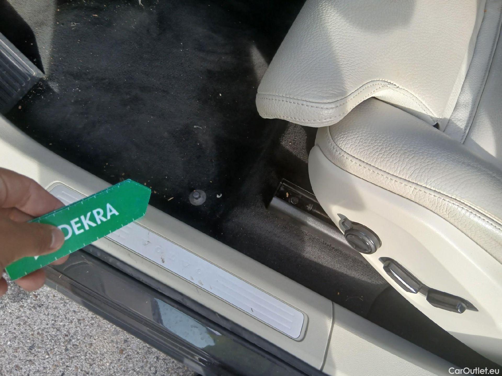  Volvo  XC60 VOLVO  / 2017 / 5P / todoterreno 2.0 B4 D Inscription Auto #4