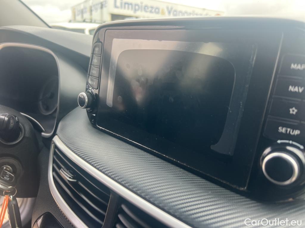  Hyundai  Tucson HYUNDAI  / 2018 / 5P / todoterreno 1.6 CRDI 85kW (116CV) 48V SLE 4X2(SP)(SL) #37