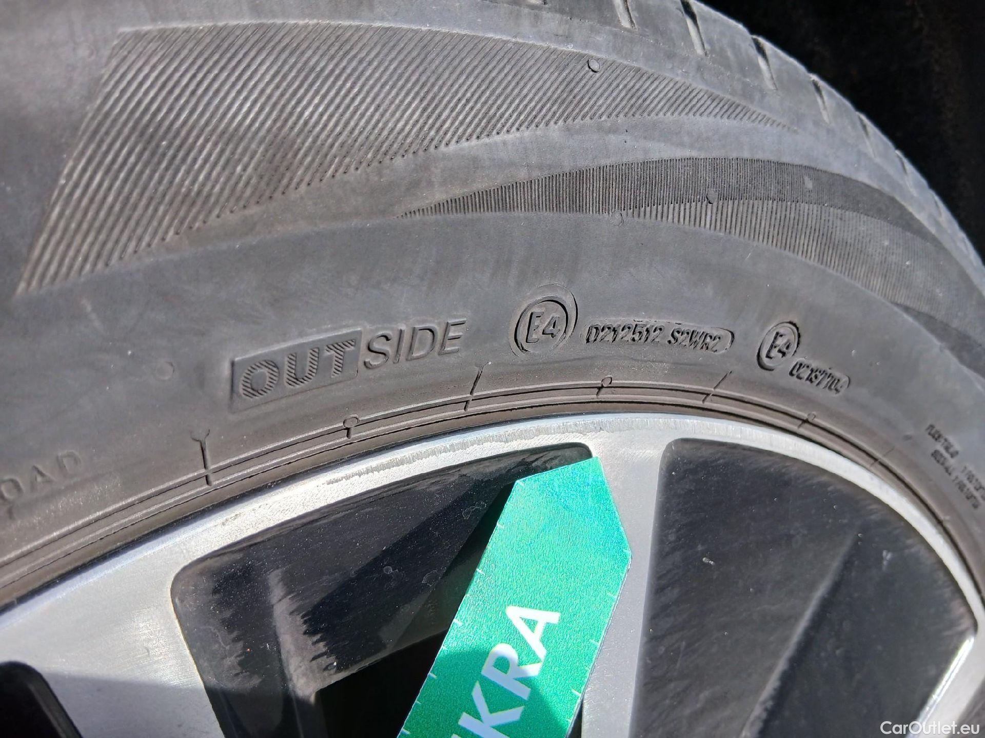  Volvo  XC90 VOLVO  / 2019 / 5P / todoterreno 2.0 B5 D5 AWD Business Plus Auto (CX) #54