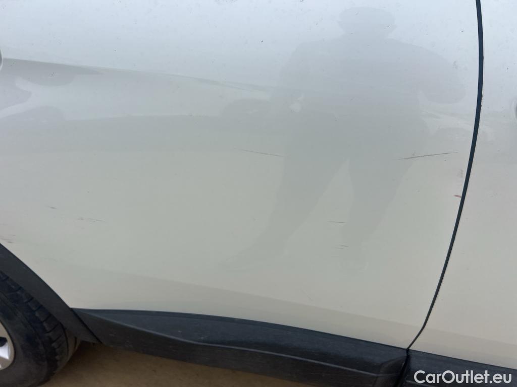  Peugeot  3008 PEUGEOT  / 2020 / 5P / todoterreno 1.2 PureTech 96KW S&S Active Pack EAT8 #8