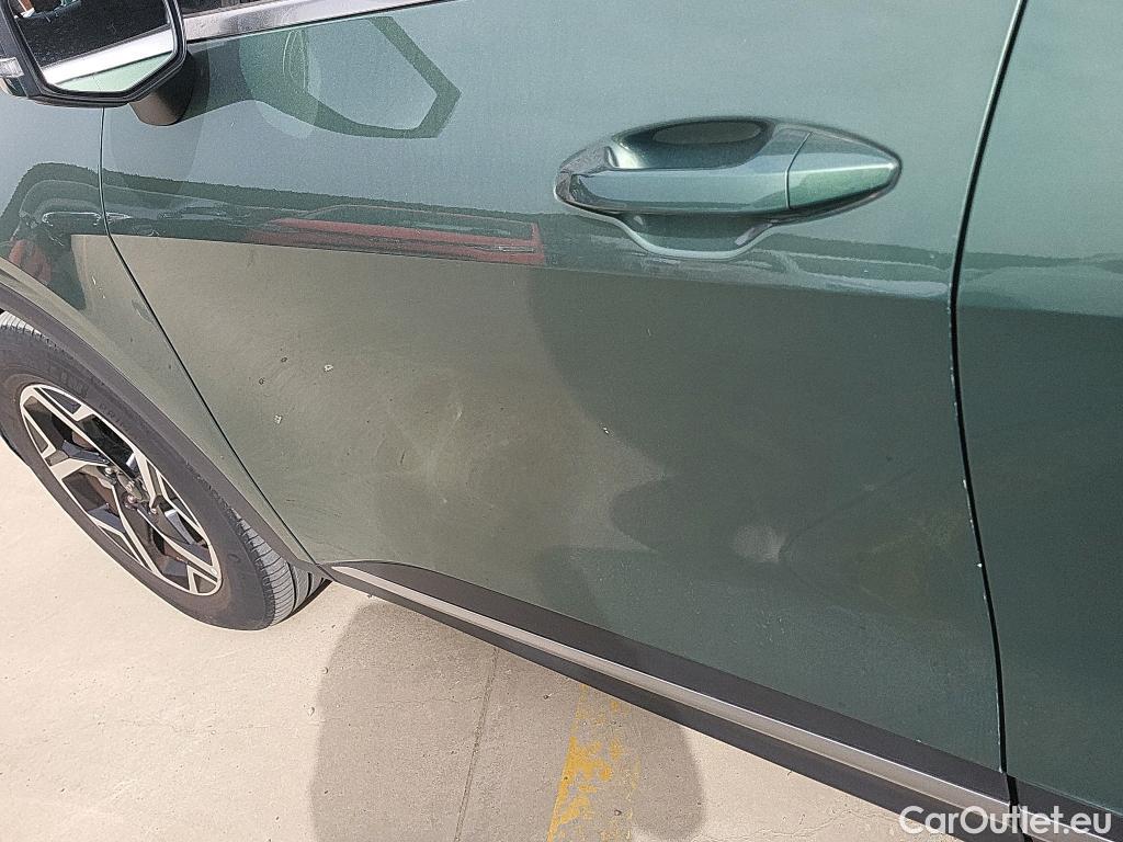  KIA  Sportage KIA  / 2022 / 5P / todoterreno 1.6 T-GDi 110kW (150CV) Concept 4x2 #5