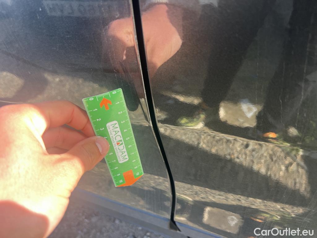  KIA  Niro KIA  / 2019 / 5P / crossover 1.6 GDi HEV 104kW (141CV) Drive #4