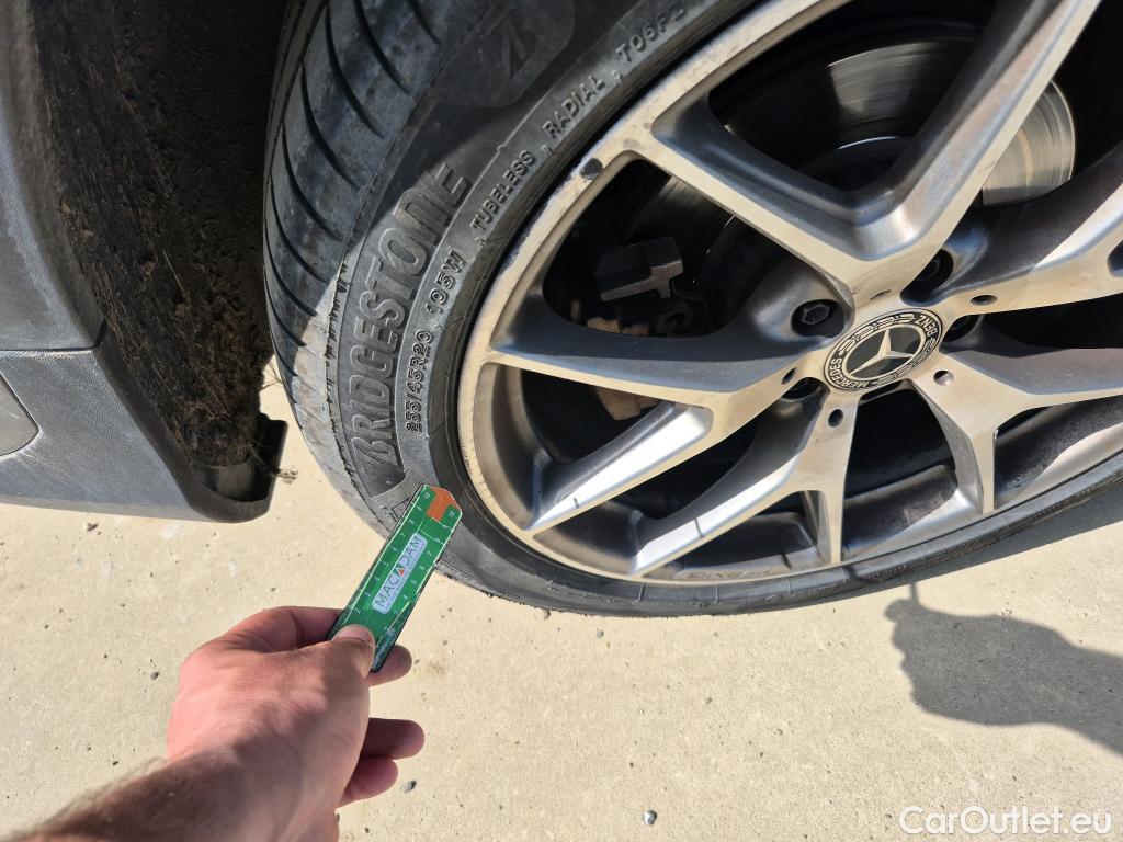  Mercedes  G-Klasee MERCEDES-BENZ Clase GLC / 2019 / 5P / todoterreno GLC 220 d 4MATIC (AC) #4