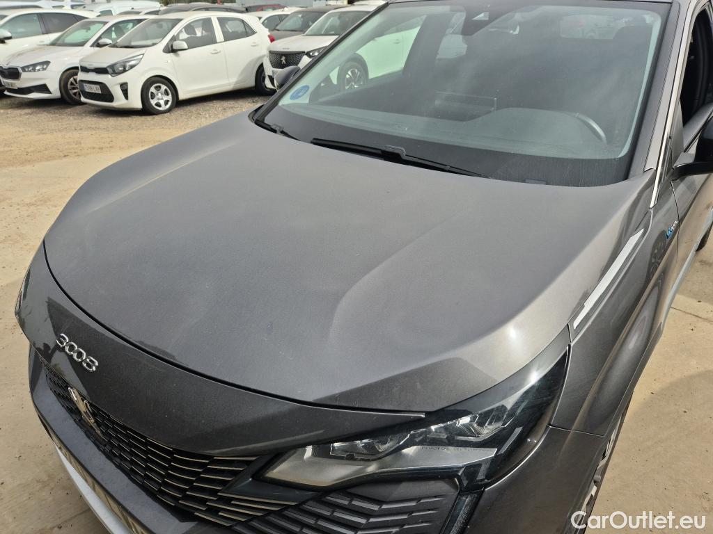  Peugeot  3008 PEUGEOT  Hybrid / 2020 / 5P / todoterreno 225 e-EAT8 Allure (AC2) #24