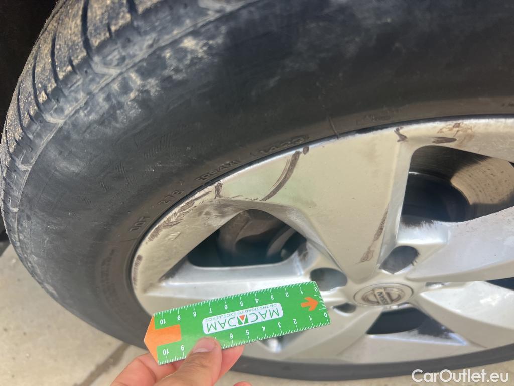  Nissan  Qashqai NISSAN  / 2017 / 5P / todoterreno dCi 85 kW (115 CV) E6D ACENTA #10