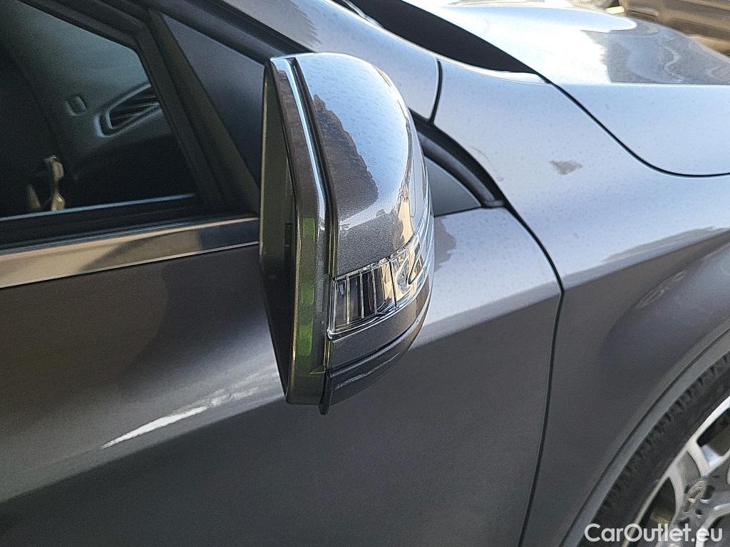  Mercedes  GLA MERCEDES-BENZ Clase  / 2017 / 5P / todoterreno  200 d #11