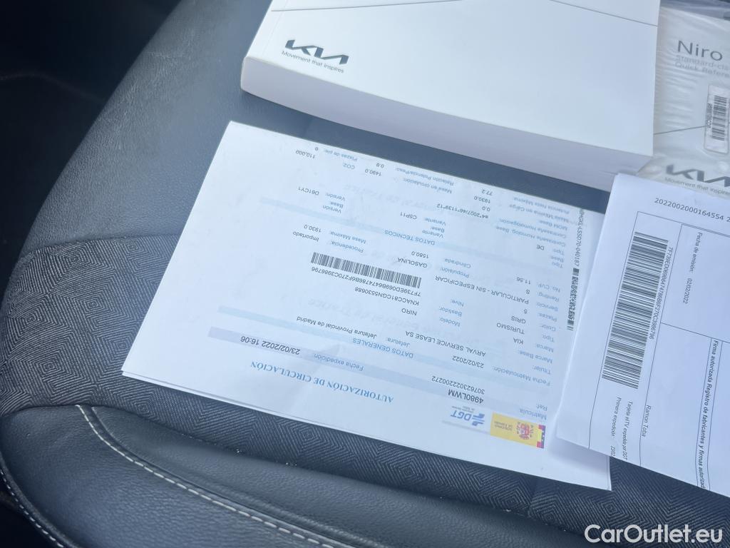  KIA  Niro KIA  / 2019 / 5P / crossover 1.6 GDi HEV 104kW (141CV) Drive #15