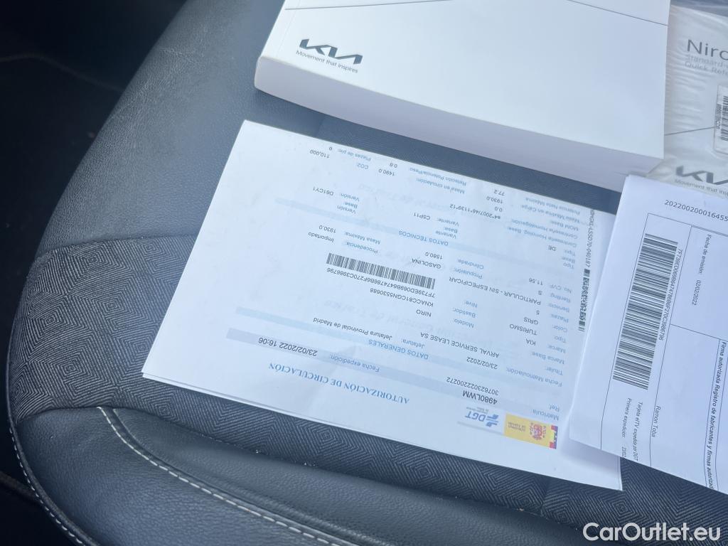  KIA  Niro KIA  / 2019 / 5P / crossover 1.6 GDi HEV 104kW (141CV) Drive #16