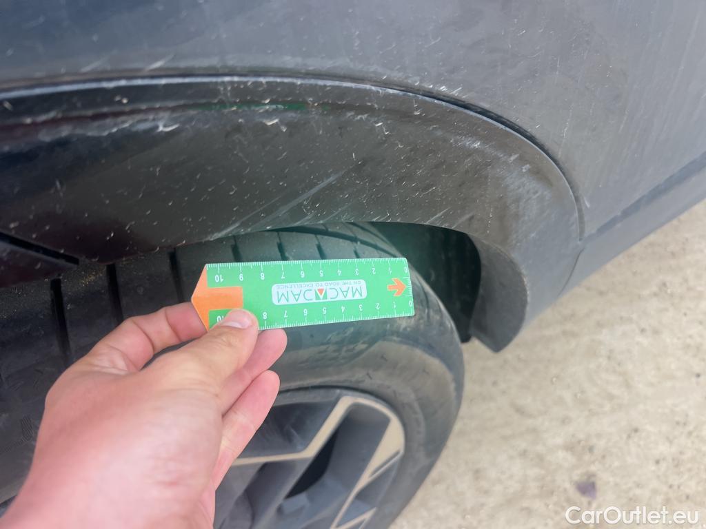  KIA  Sportage KIA  / 2022 / 5P / todoterreno 1.6 CRDi MHEV 136CV GT-line 4X2 DCT #29