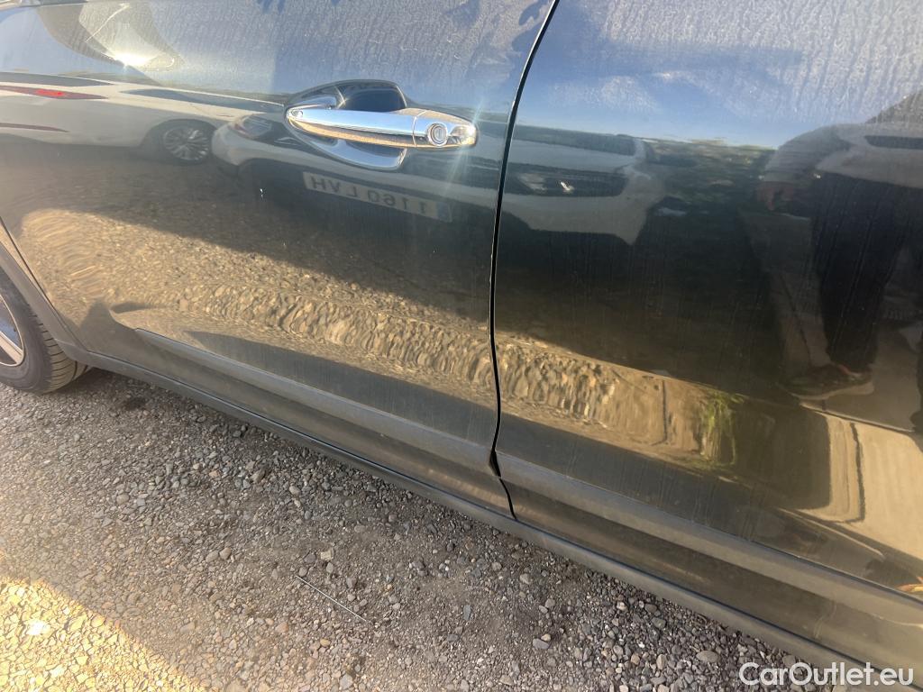  KIA  Niro KIA  / 2019 / 5P / crossover 1.6 GDi HEV 104kW (141CV) Drive #3