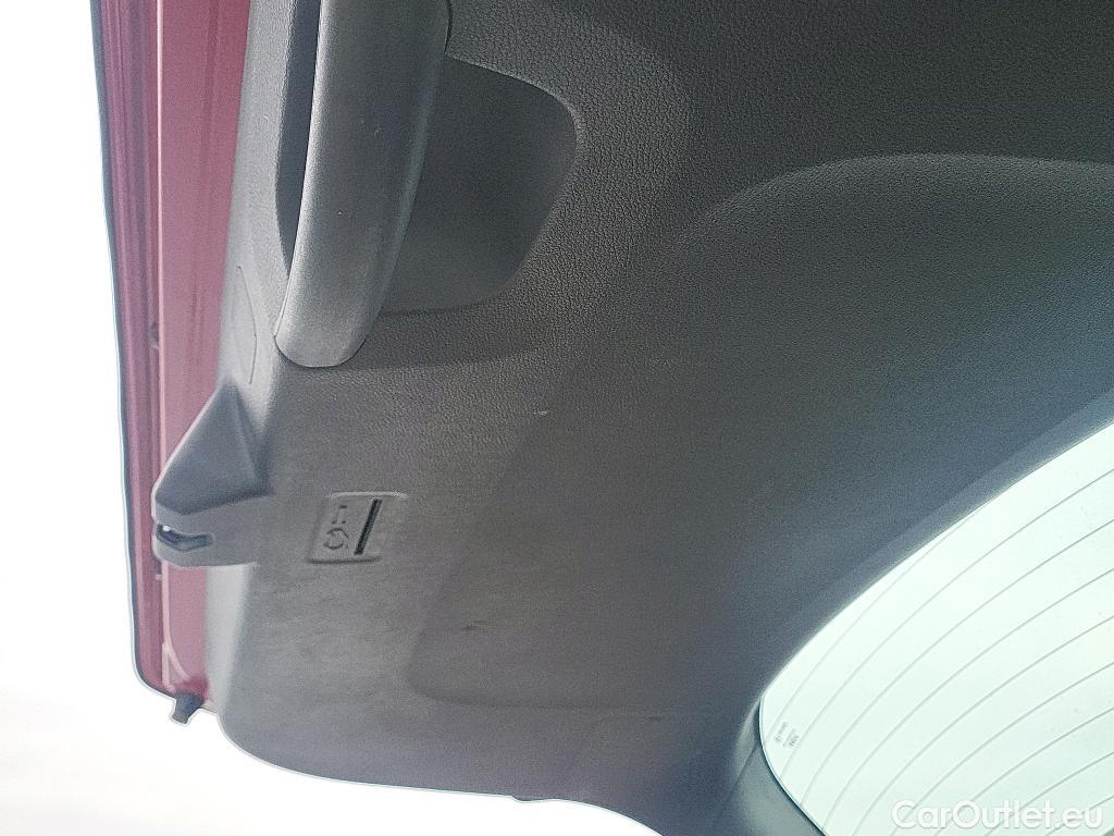  KIA  Sportage KIA  / 2022 / 5P / todoterreno 1.6 T-GDi MHEV 110kW (150CV) Drive 4x2 #8