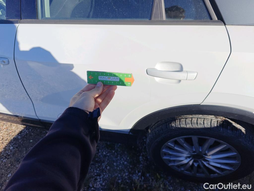  Audi  Q2 AUDI  / 2016 / 5P / todoterreno Design 30 TFSI 85kW (116CV) (AC) #26