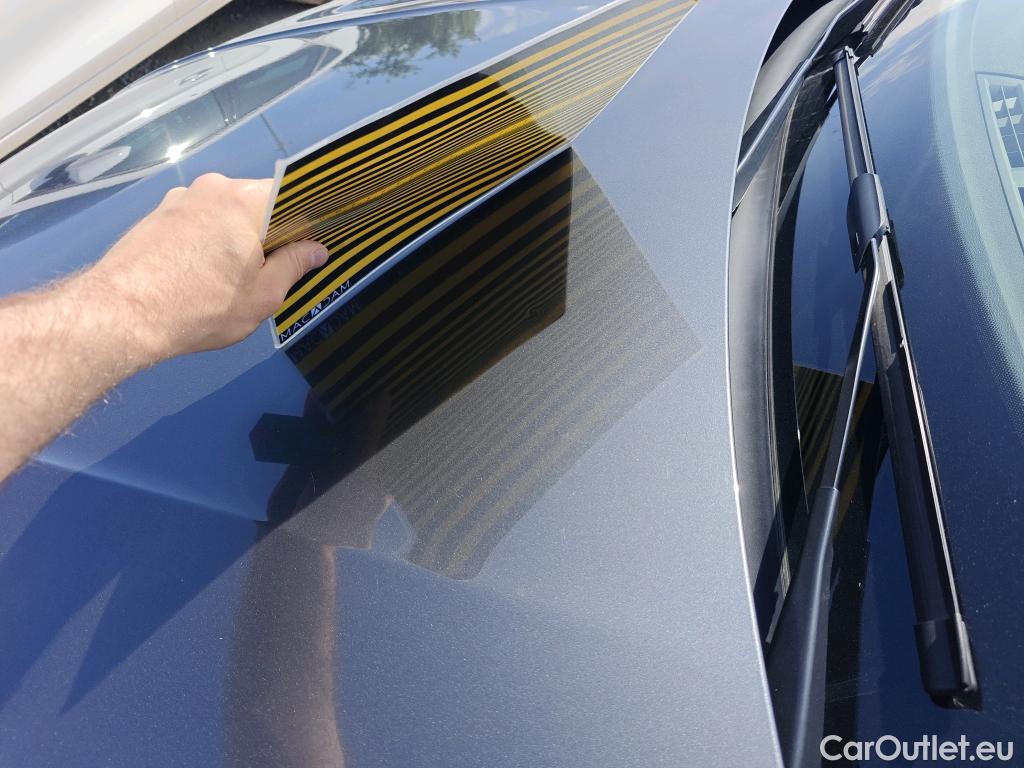  Bmw  Serie 1 BMW  / 2019 / 5P / berlina con portón 118i #11