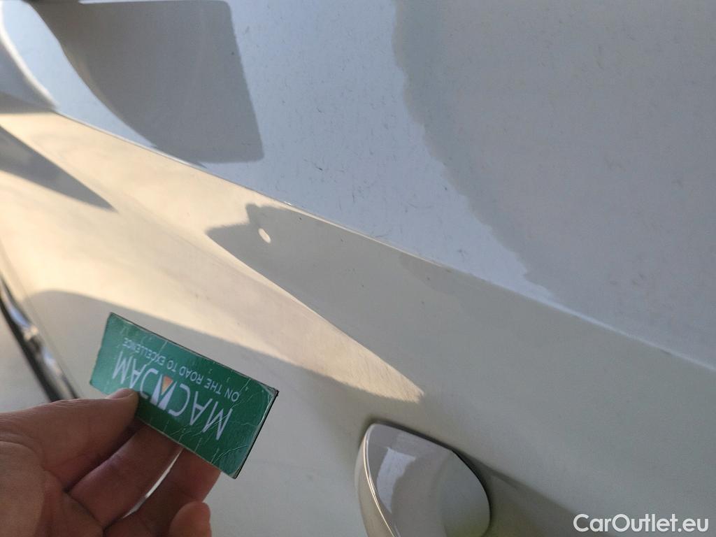  Skoda  KAMIQ SKODA  1.0 TSI 81kW (110CV) DSG Ambition #5