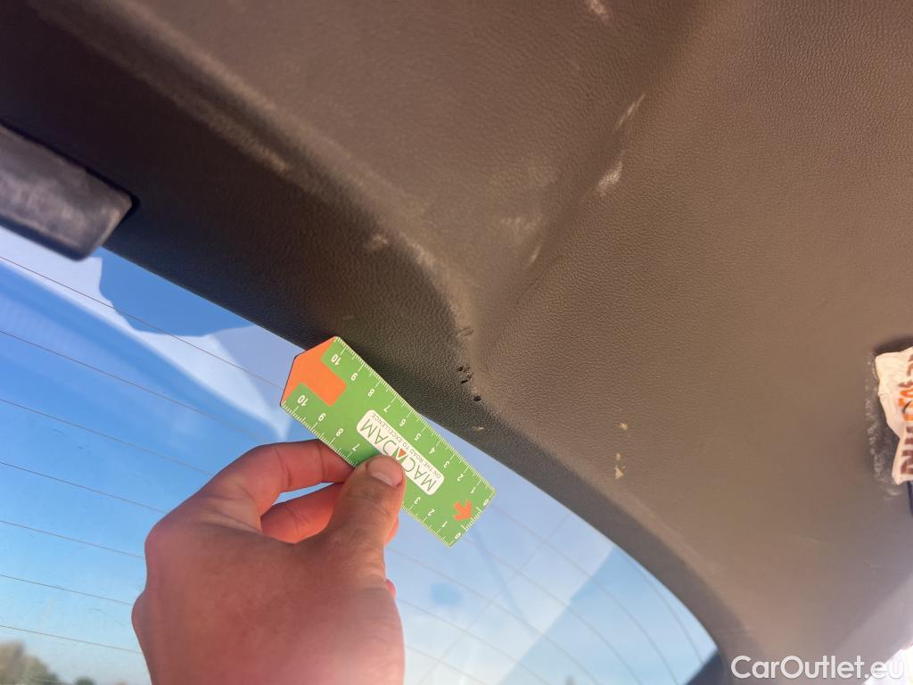  Volkswagen  T-ROC VOLKSWAGEN  / 2017 / 5P / todoterreno Advance R-Line 2.0 TDI 85kW (115CV) #12