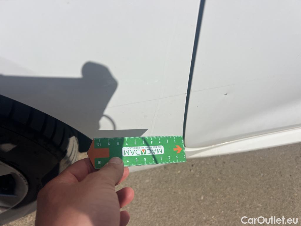  Toyota  Corolla TOYOTA  1.8 125H ACTIVE TECH E-CVT #19