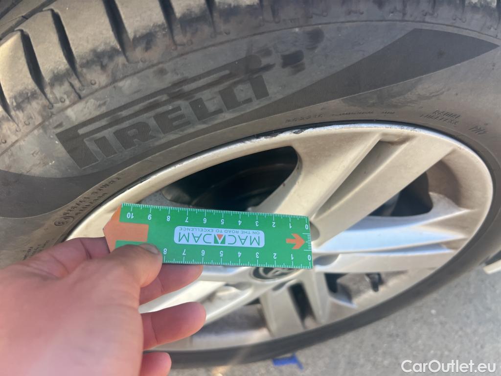  Toyota  Corolla TOYOTA  1.8 125H ACTIVE TECH E-CVT #15