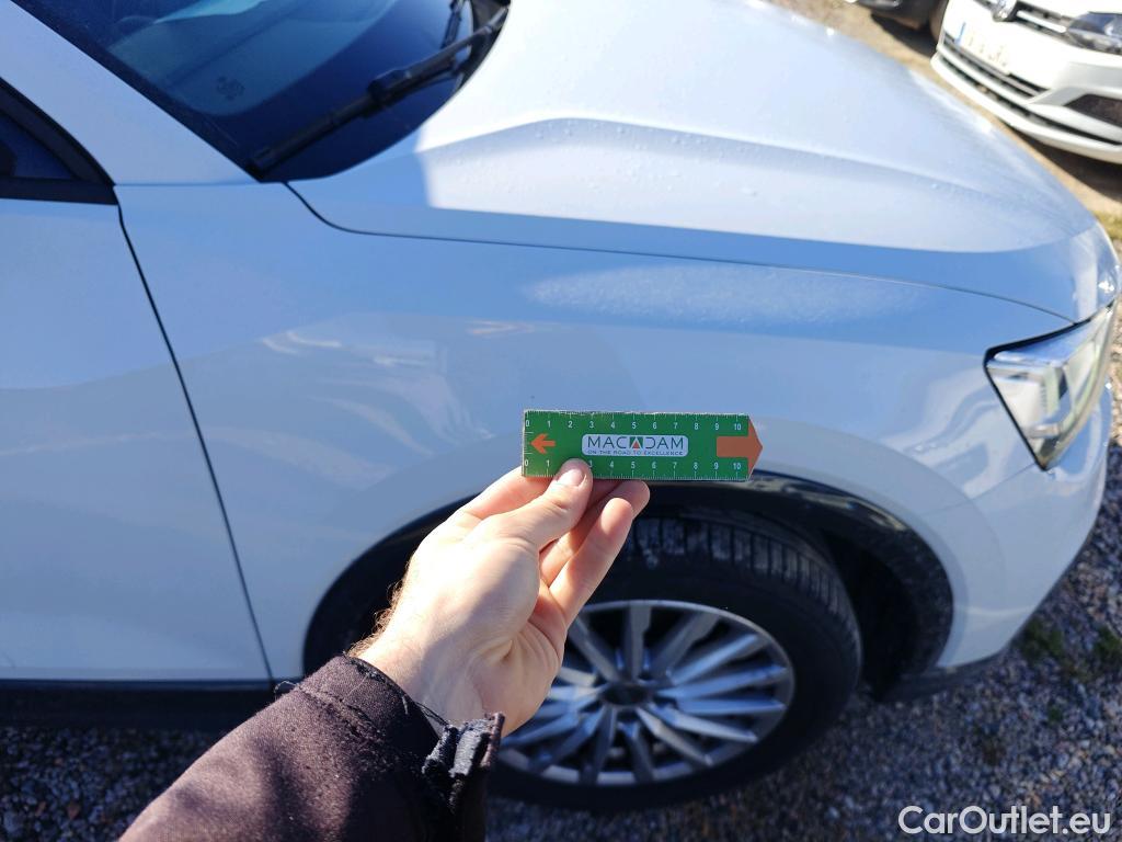  Audi  Q2 AUDI  / 2016 / 5P / todoterreno Design 30 TFSI 85kW (116CV) (AC) #13