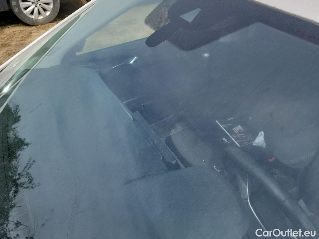  Skoda  Fabia SKODA  / 2021 / 5P / berlina con portón 1.0 TSI 85KW (115CV) Selection  #13