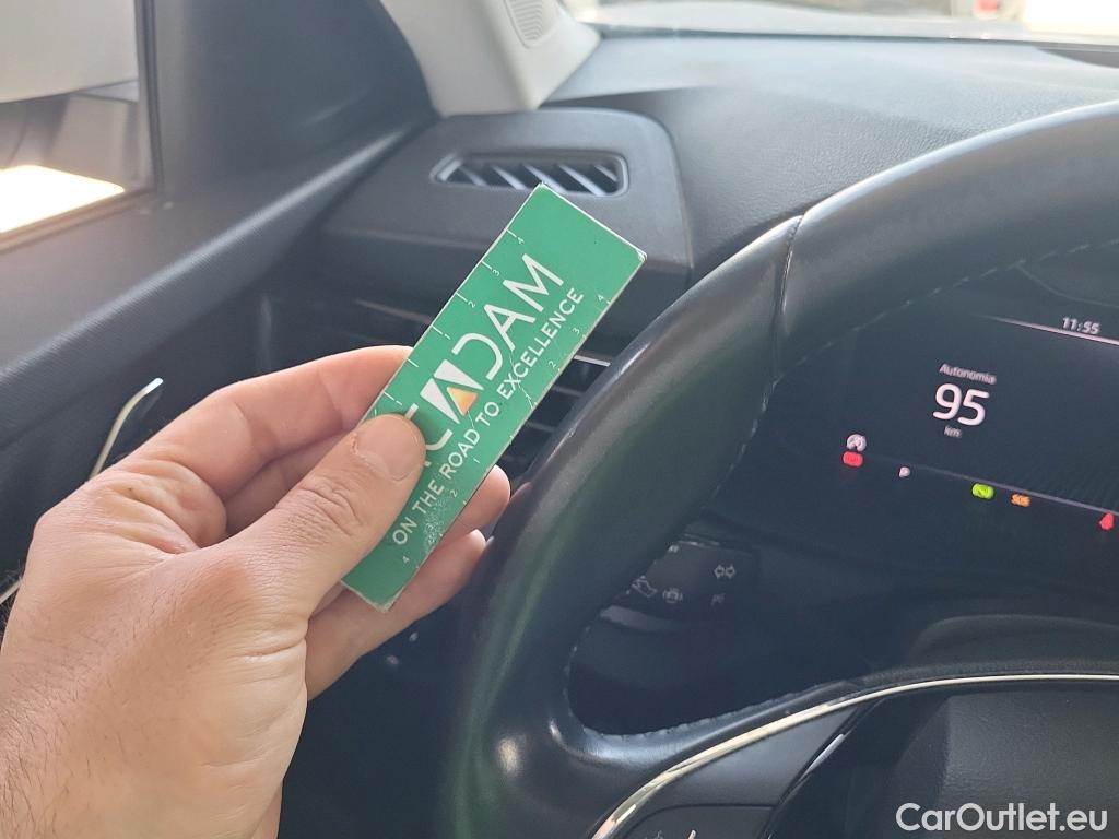  Skoda  KAMIQ SKODA  1.0 TSI 81kW (110CV) DSG Ambition #9