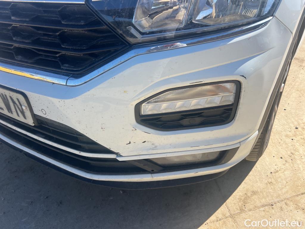  Volkswagen  T-ROC VOLKSWAGEN  / 2017 / 5P / todoterreno Advance R-Line 2.0 TDI 85kW (115CV) #19