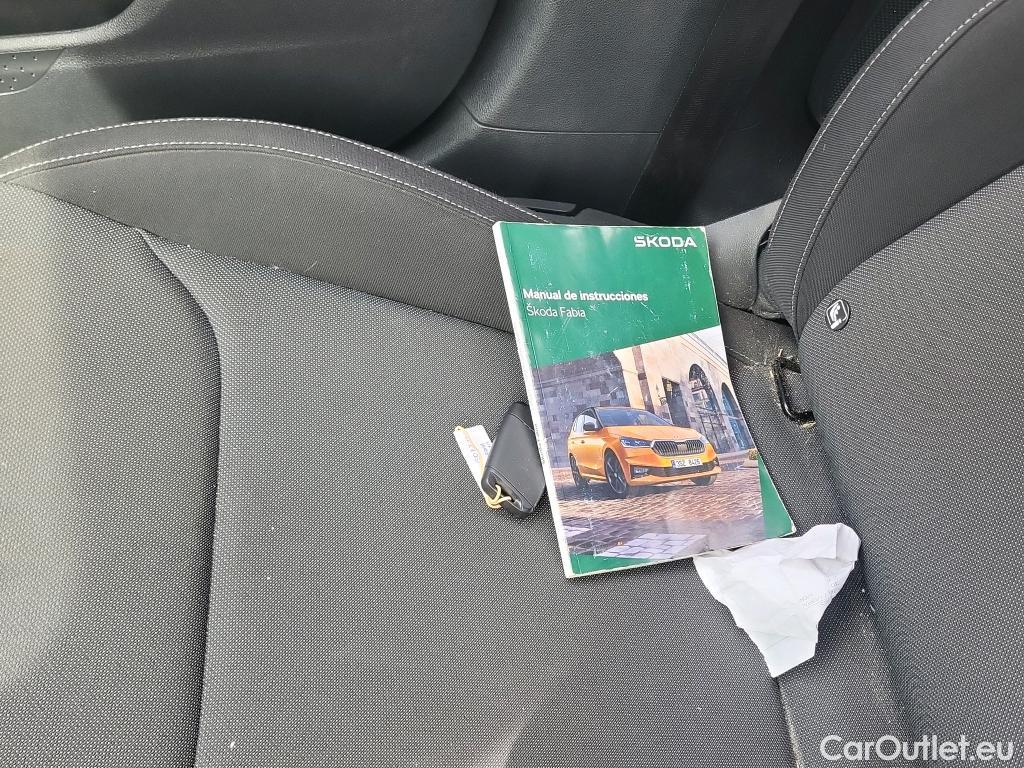  Skoda  Fabia SKODA  / 2021 / 5P / berlina con portón 1.0 TSI 85KW (115CV) Selection  #15
