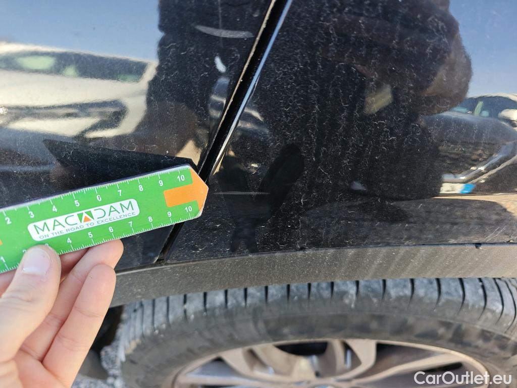  Bmw  X2 BMW  sDrive18i (CX3) #37