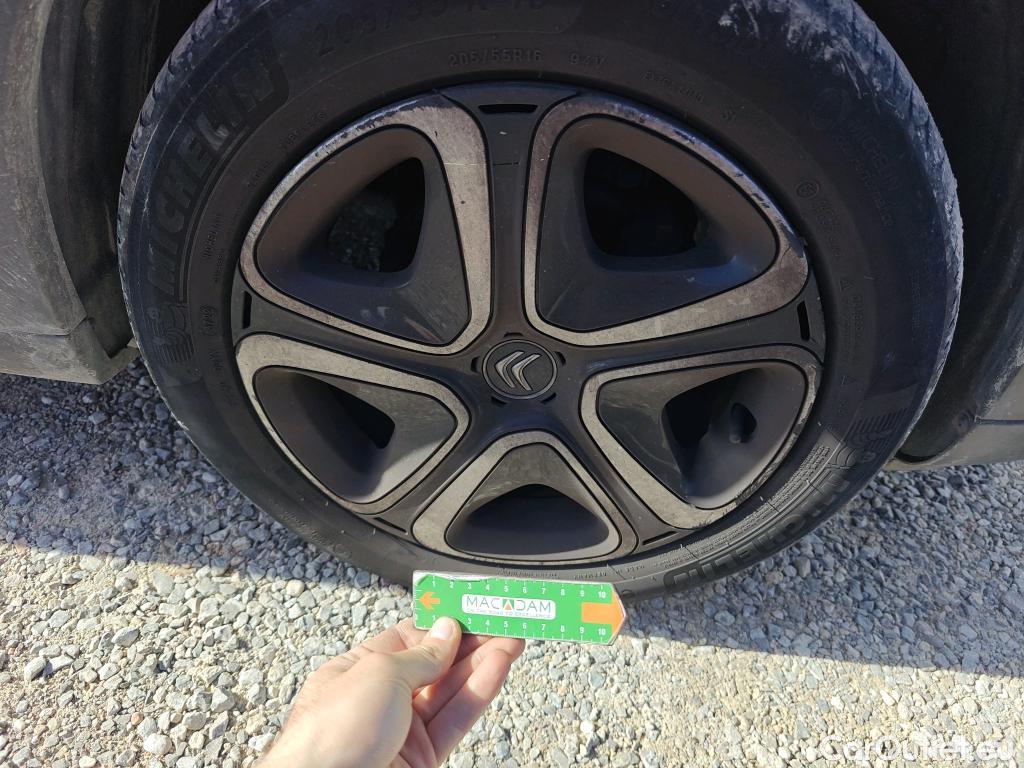  Citroen  C3 CITROEN  / 2020 / 5P / berlina con portón BlueHDi 75KW (100CV) S&S FEEL #34