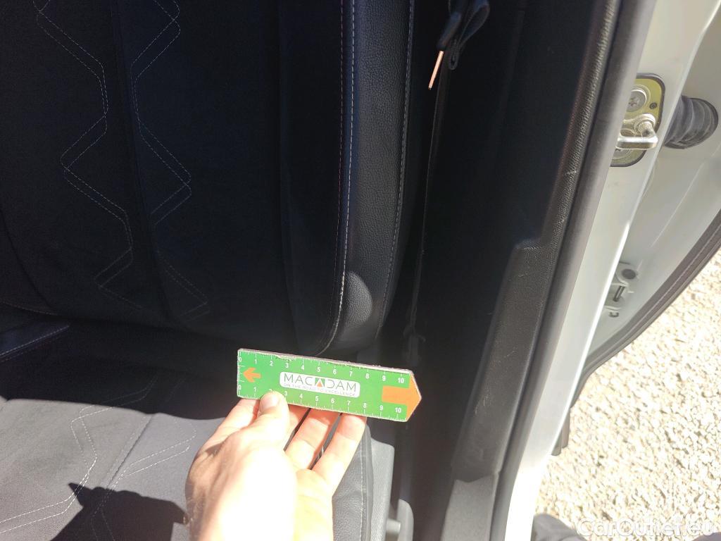  DS  DS7 DS DS 7 / 2022 / 5P / todoterreno BlueHDi 130 Automático PERF LINE + #24