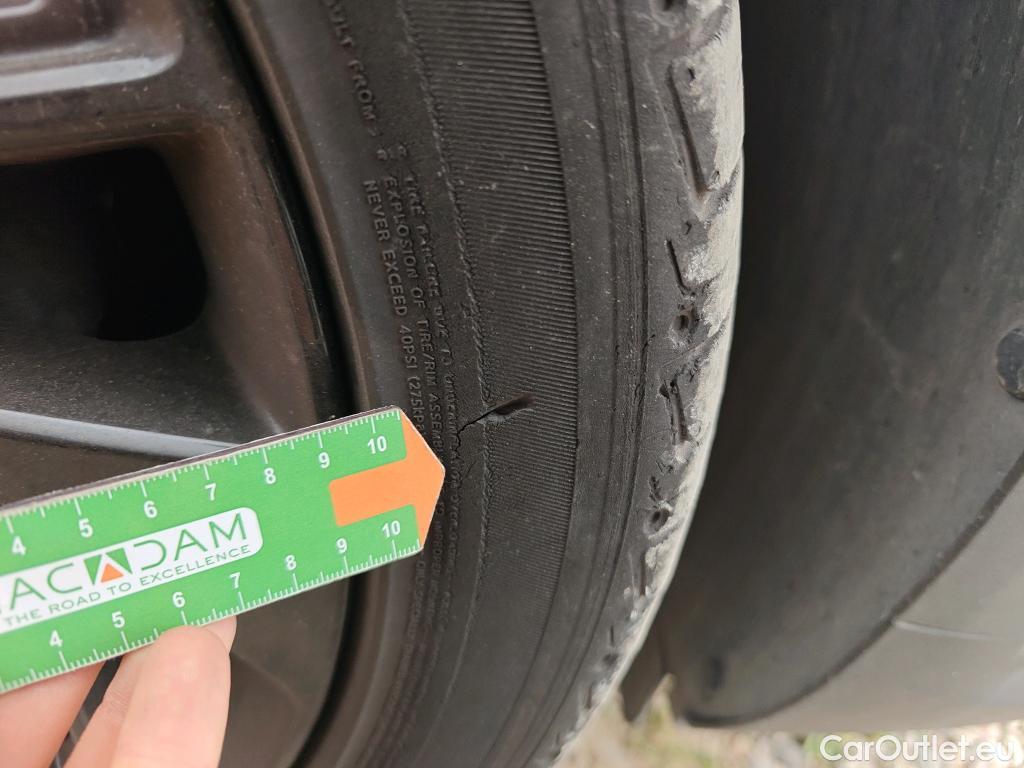  Hyundai  Tucson HYUNDAI  / 2018 / 5P / todoterreno  CRDI 1.6 136CV DT48V 4X2 N-LINE #3