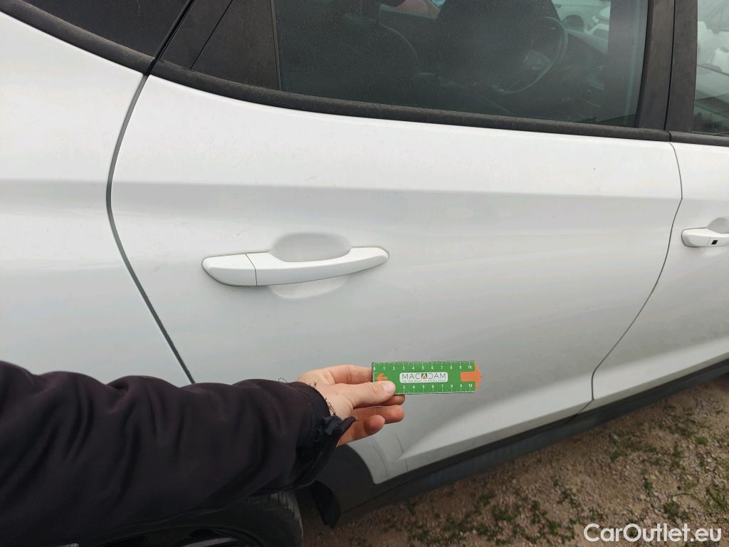  Hyundai  Tucson HYUNDAI  / 2018 / 5P / todoterreno  CRDI 1.6 136CV DT48V 4X2 N-LINE #21