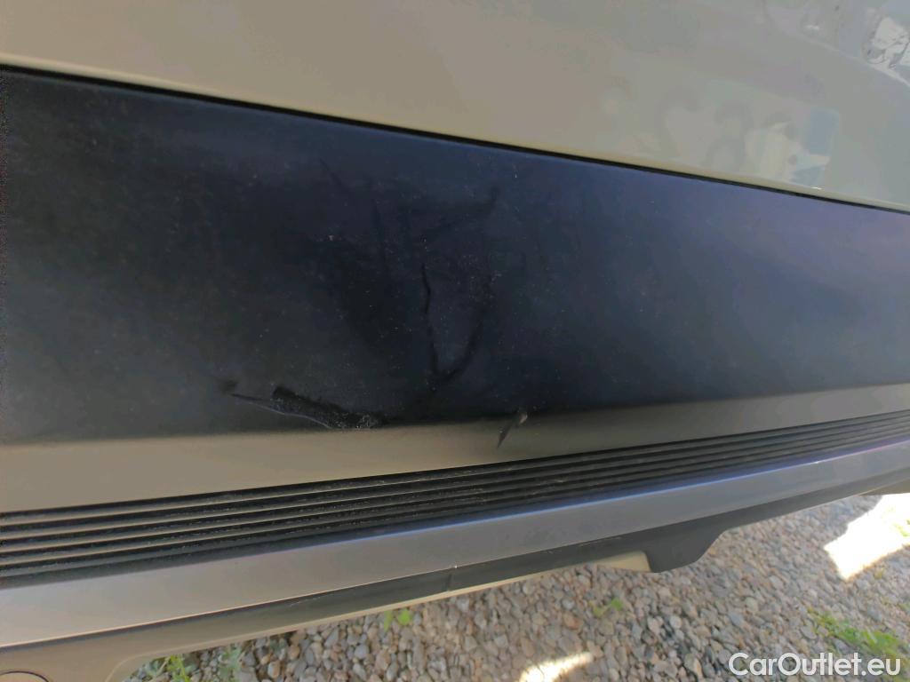  DS  DS7 DS DS 7 / 2022 / 5P / todoterreno BlueHDi 130 Automático PERF LINE + #46