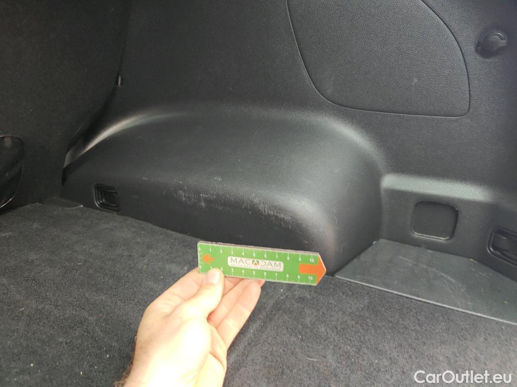  Hyundai  Tucson HYUNDAI  / 2018 / 5P / todoterreno  CRDI 1.6 136CV DT48V 4X2 N-LINE #33