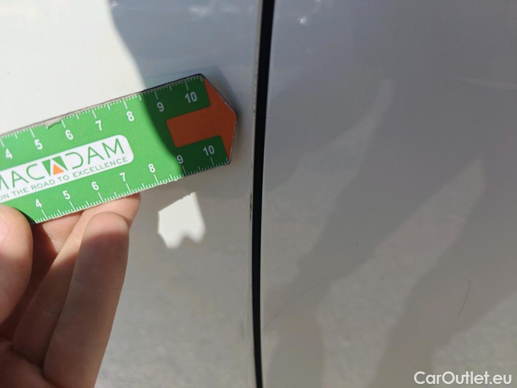  DS  DS7 DS DS 7 / 2022 / 5P / todoterreno BlueHDi 130 Automático PERF LINE + #16