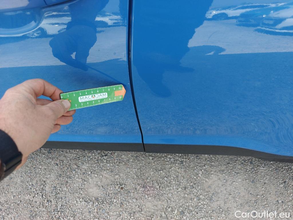  Hyundai  Konna HYUNDAI Kona / 2020 / 5P / todoterreno 1.6 CRDI 100kW (136CV) 48V Maxx 4X2 #6