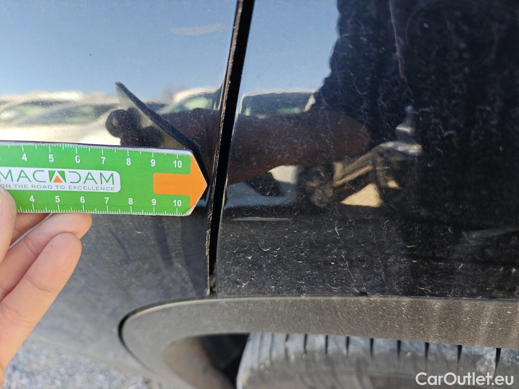  Bmw  X2 BMW  sDrive18i (CX3) #9