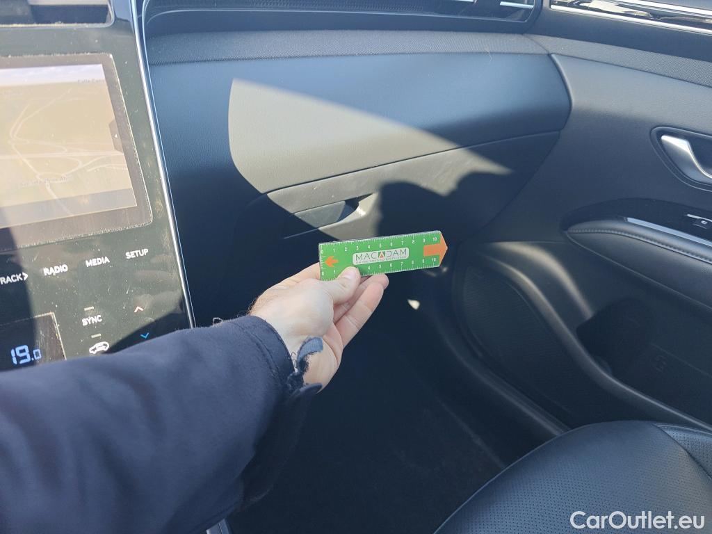  Hyundai  Tucson HYUNDAI  / 2020 / 5P / todoterreno 1.6 TGDI PHEV 195kW Style Auto 4x4 #26