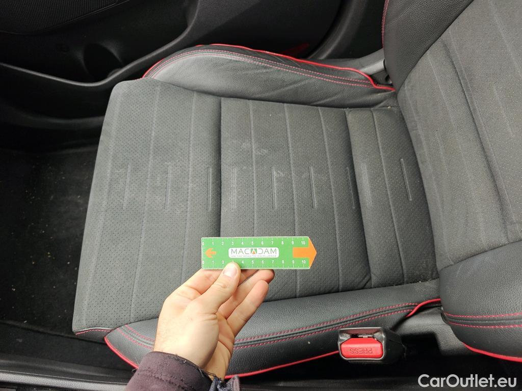  Hyundai  Tucson HYUNDAI  / 2018 / 5P / todoterreno  CRDI 1.6 136CV DT48V 4X2 N-LINE #25