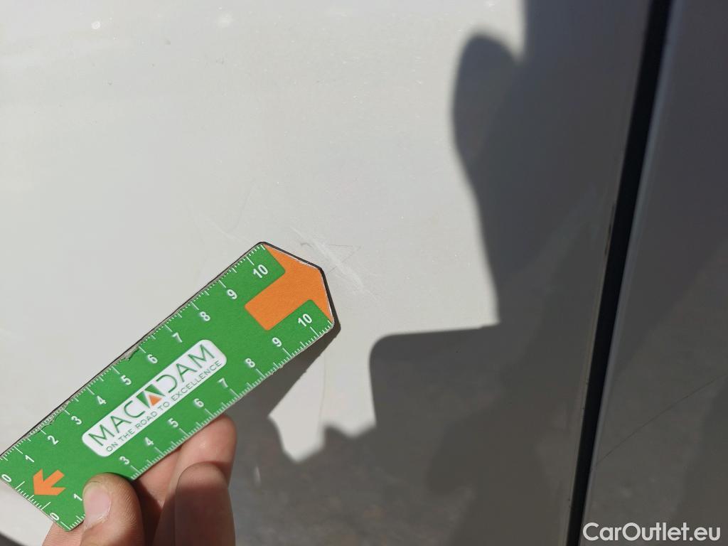  DS  DS7 DS DS 7 / 2022 / 5P / todoterreno BlueHDi 130 Automático PERF LINE + #13