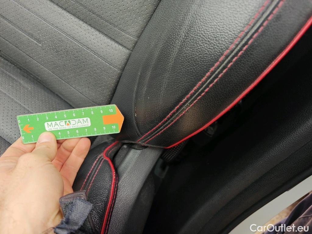  Hyundai  Tucson HYUNDAI  / 2018 / 5P / todoterreno  CRDI 1.6 136CV DT48V 4X2 N-LINE #18