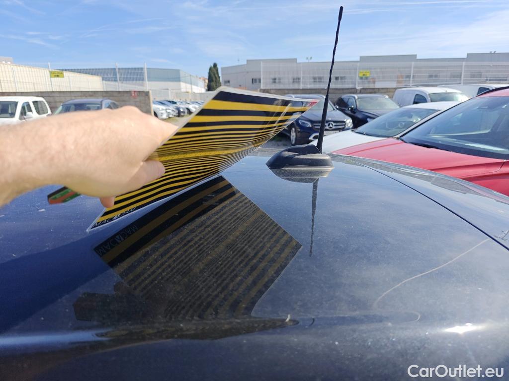  Mini  Cooper MINI MINI / 2014 / 5P / berlina con portón ONE 5 PUERTAS #30