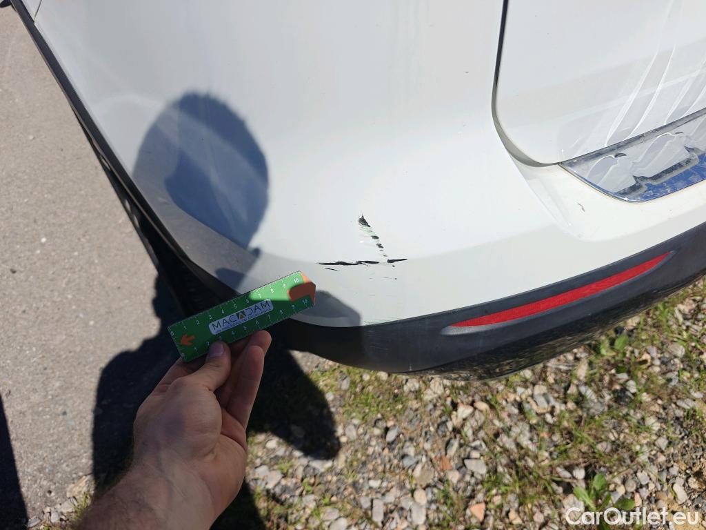  Mercedes  GLB MERCEDES-BENZ  / 2019 / 5P / todoterreno 2.0  200 D DCT 110KW (150CV) #37