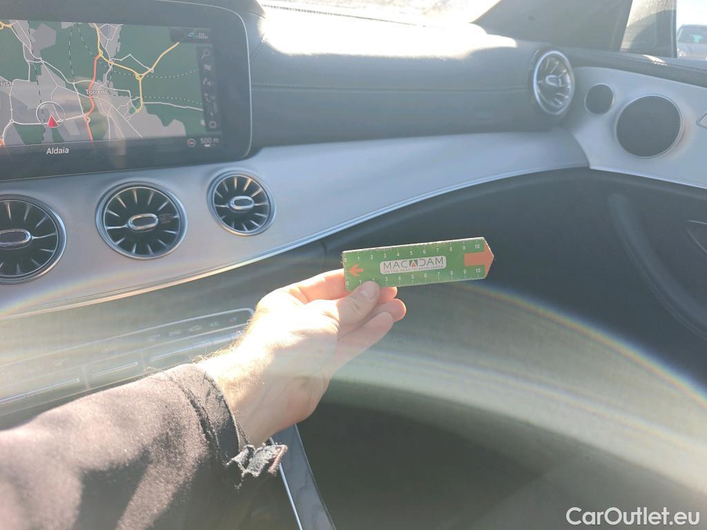  Mercedes  E-Klasse MERCEDES-BENZ Clase E / 2016 / 2P / coupé Coupé E 220 d #22