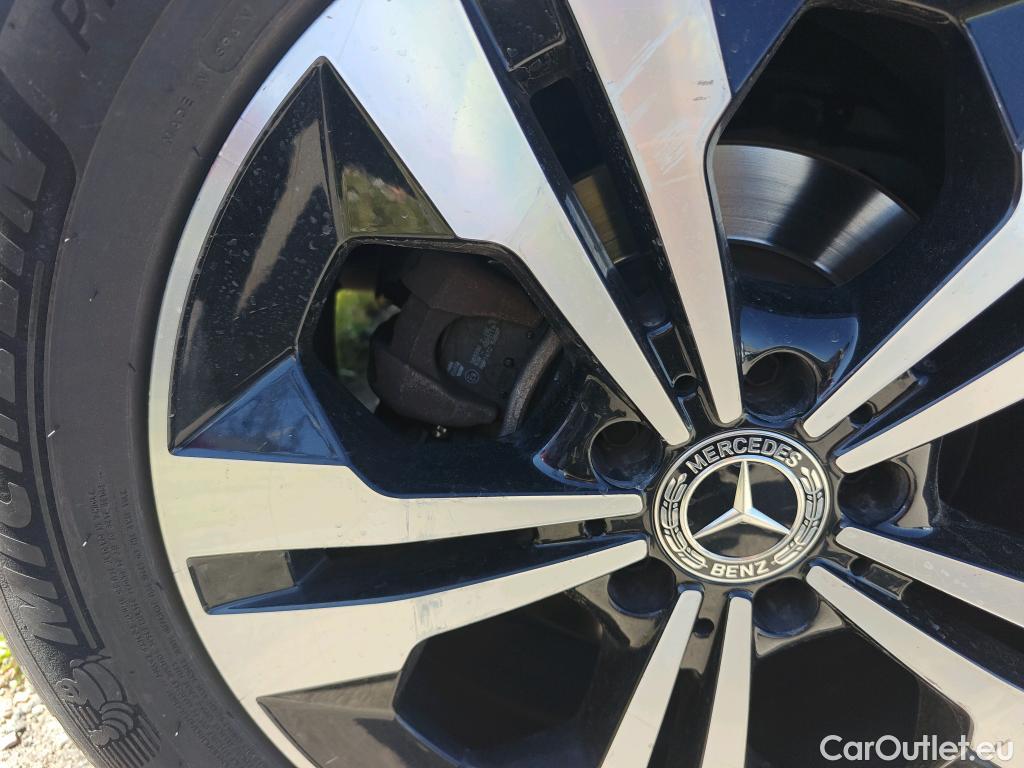  Mercedes  GLB MERCEDES-BENZ  / 2019 / 5P / todoterreno 2.0  200 D DCT 110KW (150CV) #47